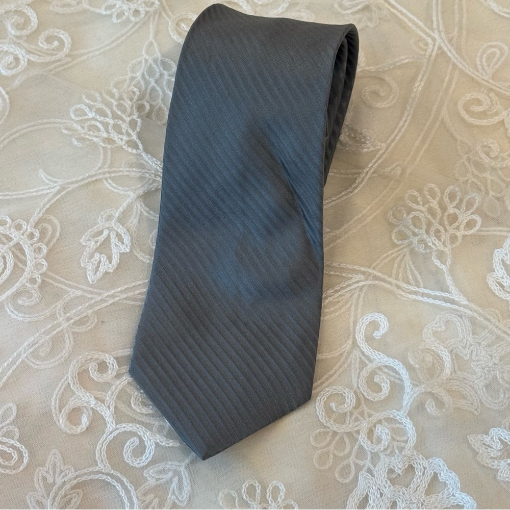 Croft & Barrow Gray Silk Tie with Diagonal Texture